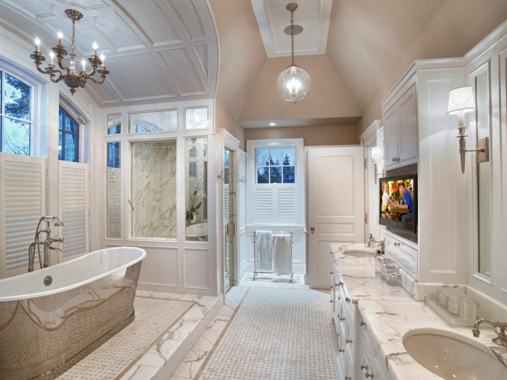 Spa-inspired primary suites